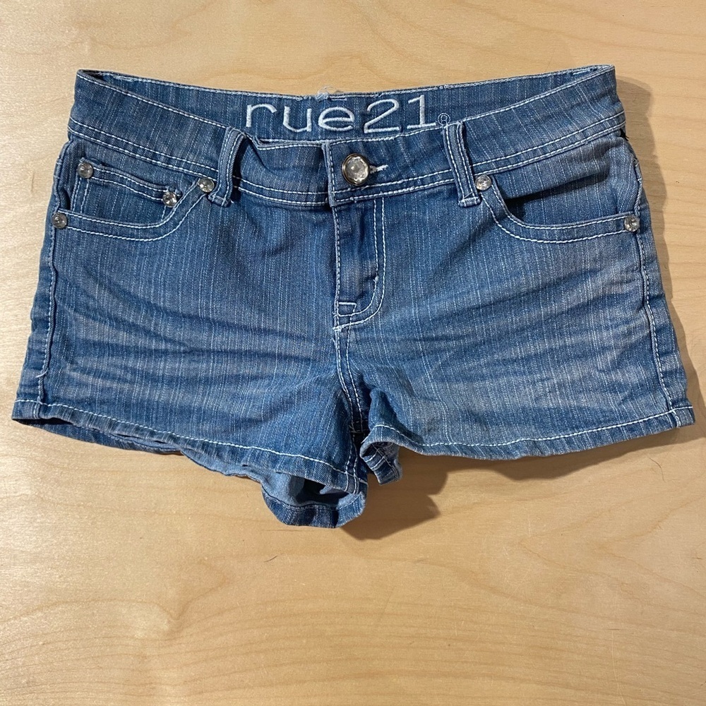 Rue21 Blue Denim Women Shorts 5/6 (ER)